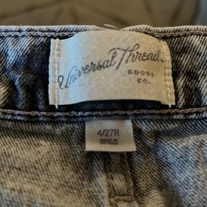 Universal Thread Vintage Straight Fit Gray Jeans